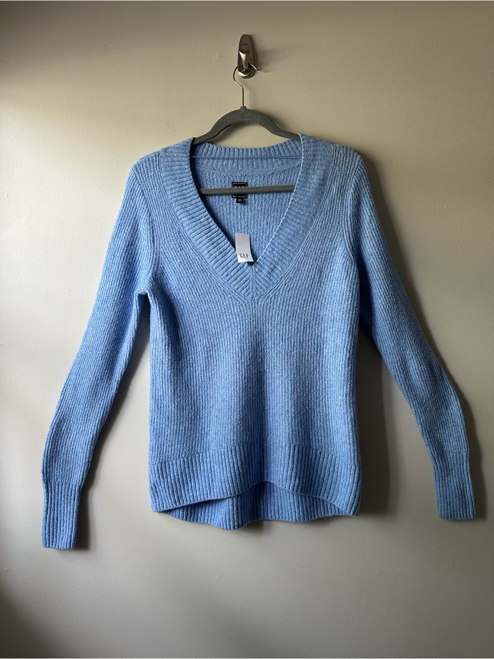 GAP Women's V-Neck Sweater Wool Alpaca Sky Blue Ribbed Size XS NWT Minimalist